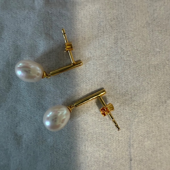 Astley Clarke Pearl Drop Earrings - Picture 3 of 3